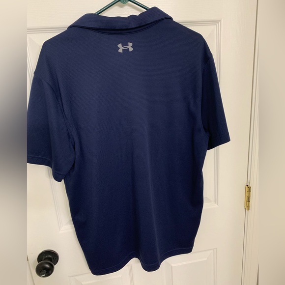 Men’s Large Under Armour Polo. - Picture 3 of 3